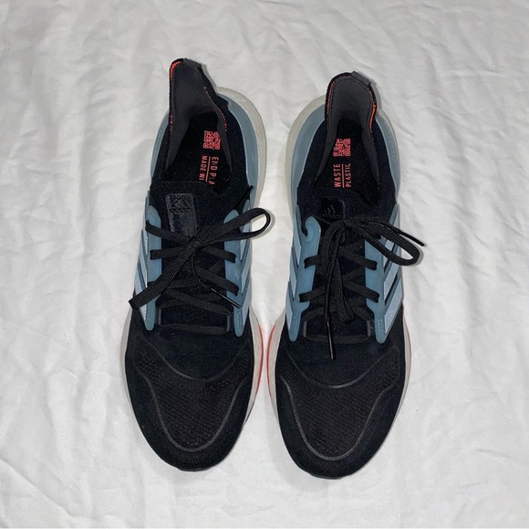 Adidas Ultraboosts Core Black Magic Athletic Shoes - Picture 2 of 8